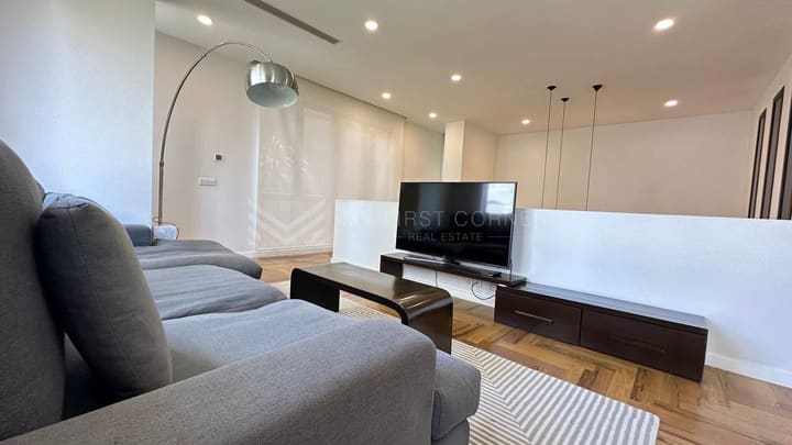 Condo in Tonle Bassac, photograph 8