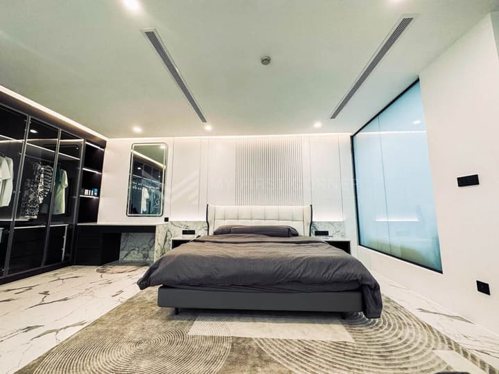Penthouse in Orussey, photograph 4