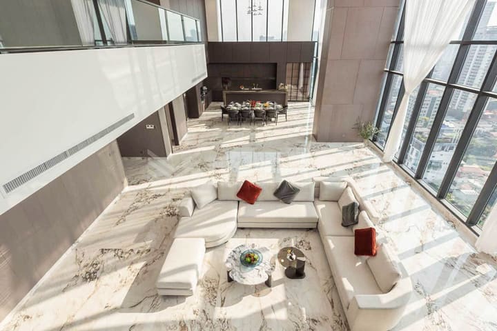Apartment in BKK 1, photograph 1