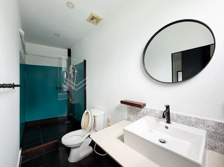 Apartment in Tonle Bassac, photograph 9