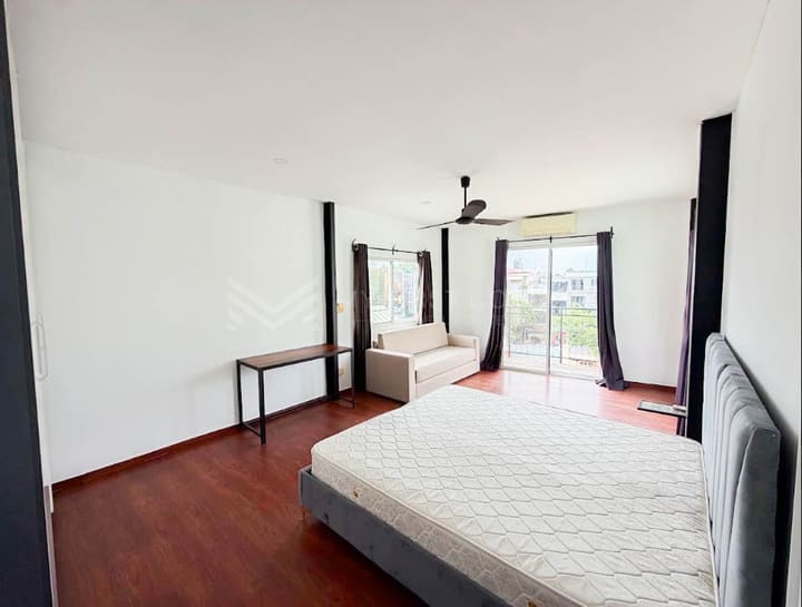 Apartment in Tonle Bassac, photograph 12