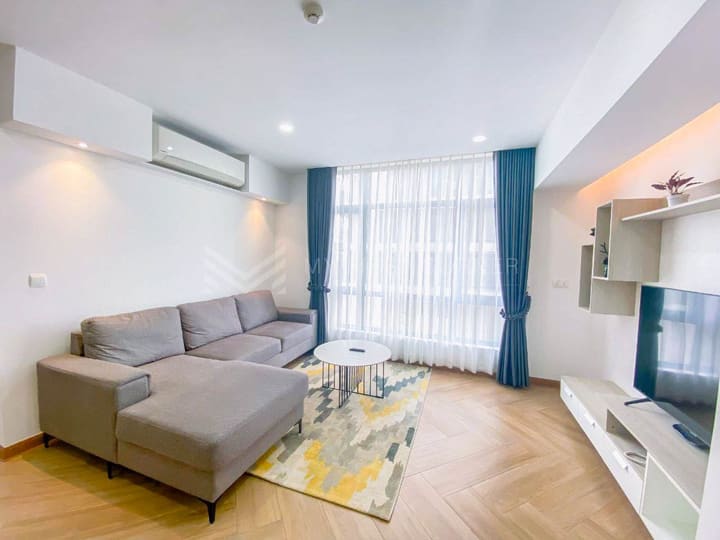 Apartment in BKK 1, photograph 3