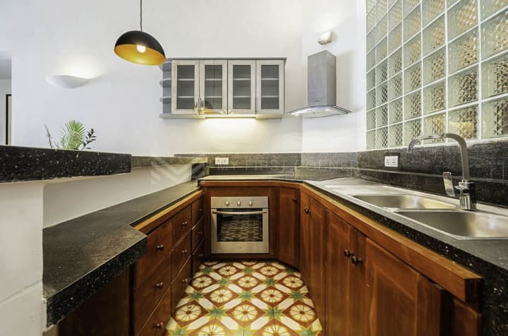 Apartment in Chaktomuk, photograph 1