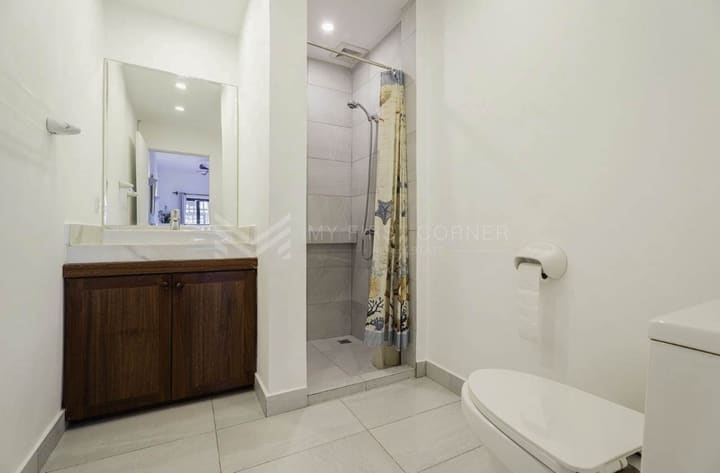 Apartment in Chaktomuk, photograph 4