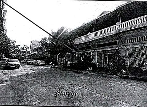 Land & Flat House in Chakangaraekaraoma, Phnom Penh (photo 1)
